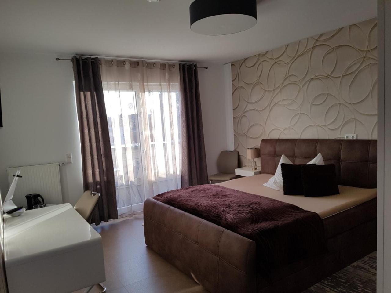Aparthotel Magnolia Оберурзель Экстерьер фото